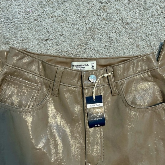 NWT Abercrombie + Fitch Curve Love Vehan Leather 90’s Straight Pant - Picture 6 of 8